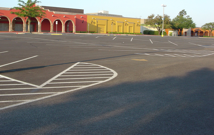 Commercial Paving Services — Commercial Parking Lot in Dallas, TX Commercial Paving Services — Commercial Parking Lot in Dallas, TX